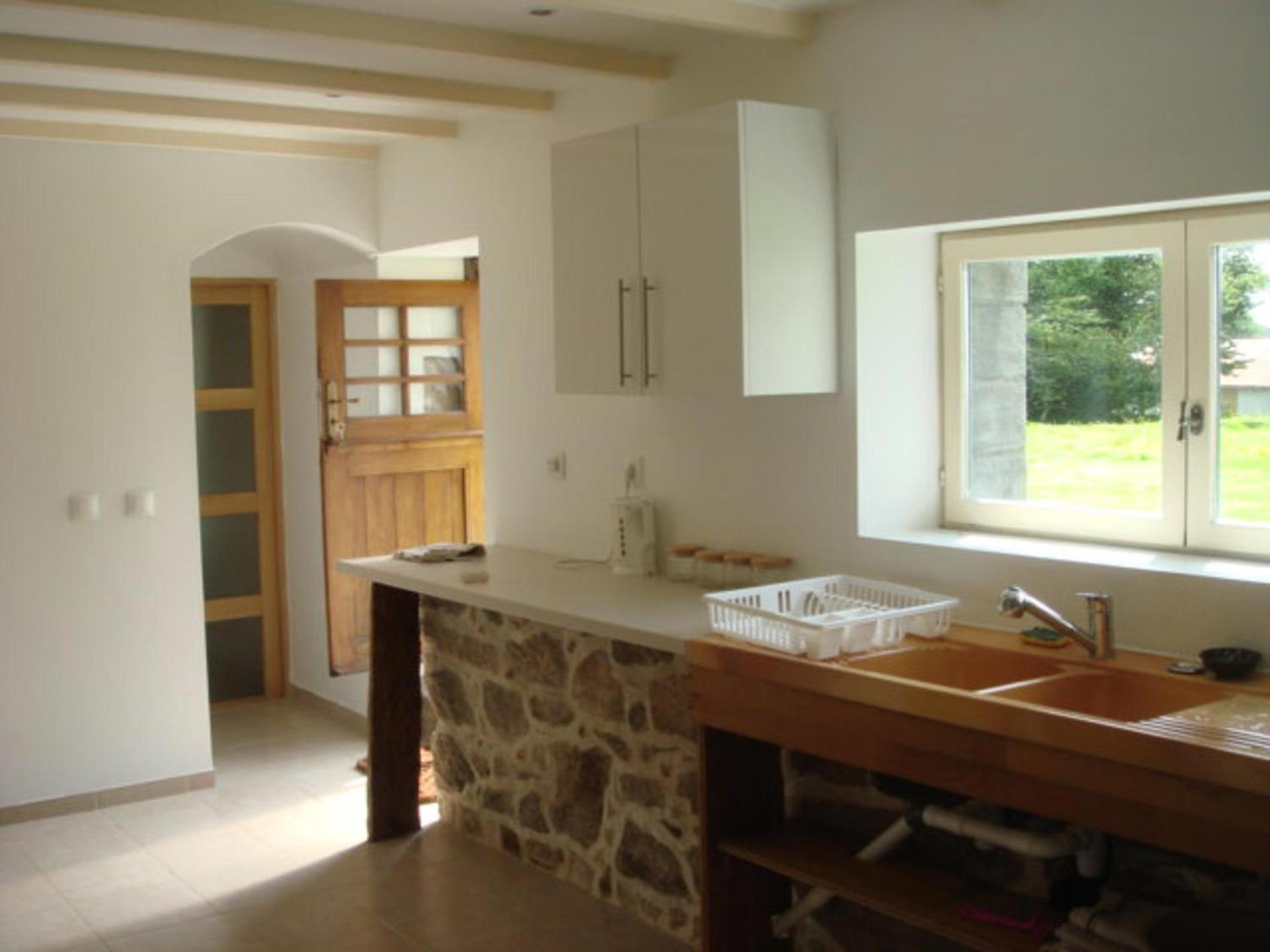 Captivating 2-Bed House With Log Burner In Kerien Exterior photo